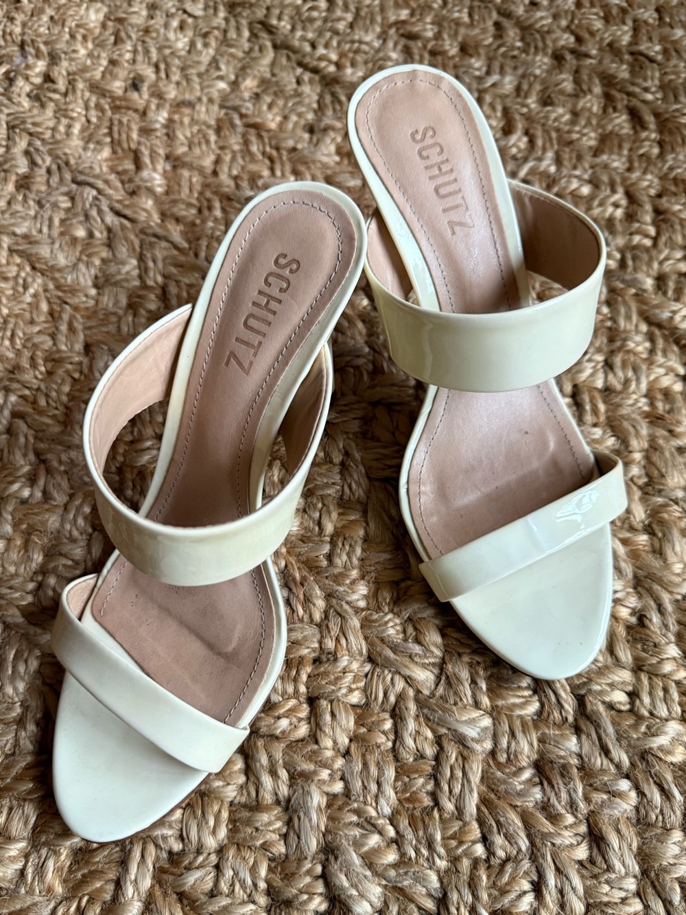 SCHUTZ Cream Patent Leather Slide Sandals
